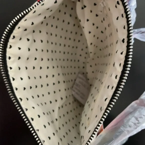 Brighton Love & Joy Pouch Crossbody Bag NWT Tom Clancy Hearts Tassel Holiday - Picture 7 of 7